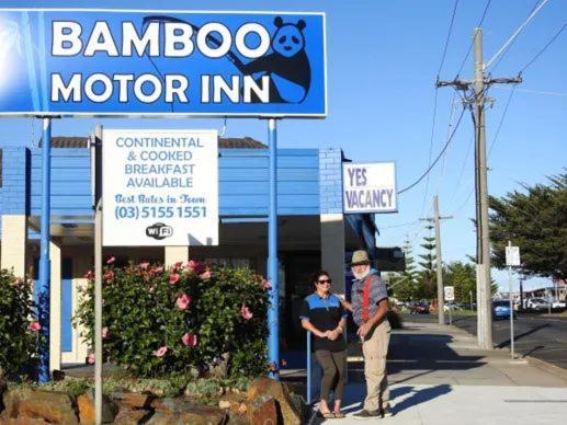 Bamboo Motor Inn Lakes Entrance Exteriör bild
