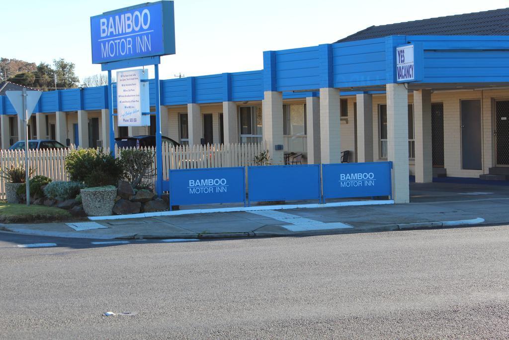 Bamboo Motor Inn Lakes Entrance Exteriör bild